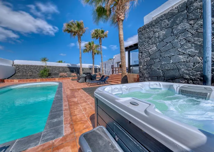 Salaria In Paradise-private Pool Playa Blanca (Lanzarote)